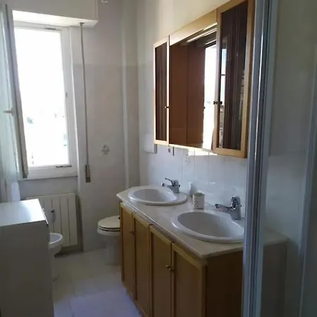 Anna S Apartman Chiavari